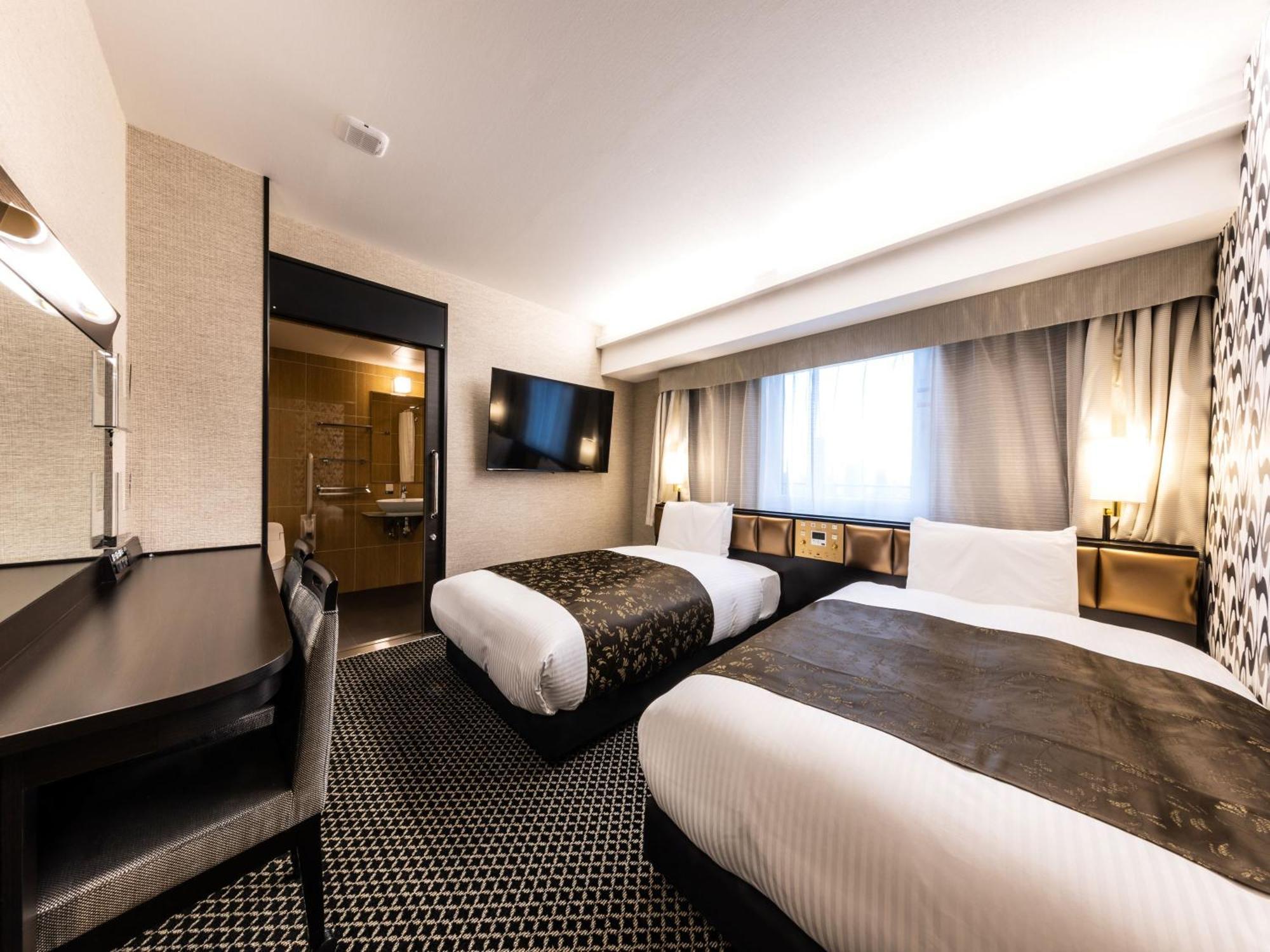 Apa & Umeda Eki Tower Hotel Ōsaka